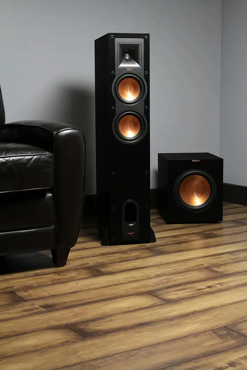 R-12SW 12-calowy, mocny subwoofer z przednią emisją dźwięku, przetwornikiem z miedzianego drutu i cyfrowym wzmacniaczem o mocy 400 W